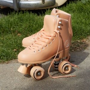 Women’s C7skates Premium Quad Roller Skates- Peach